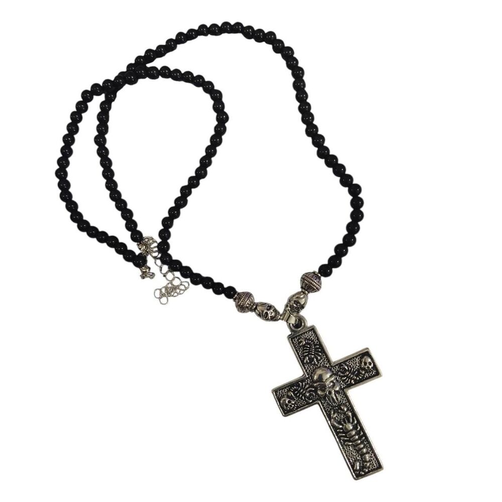 Gothic Skull Cross Pendant Necklace New Without Tags